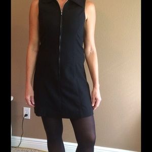 Little black dress with zipper